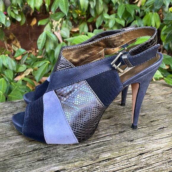 Cynthia Vincent Astrid Metallic Leather Suede Designer Platform Sandals Heels - Picture 3 of 15